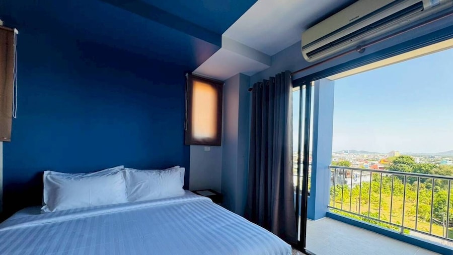 iCheck inn Phuket Town