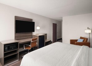 Room - Augusta West (Augusta)