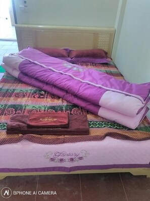 Studio phong cách cổ điển, ban công, quang cảnh thành phố