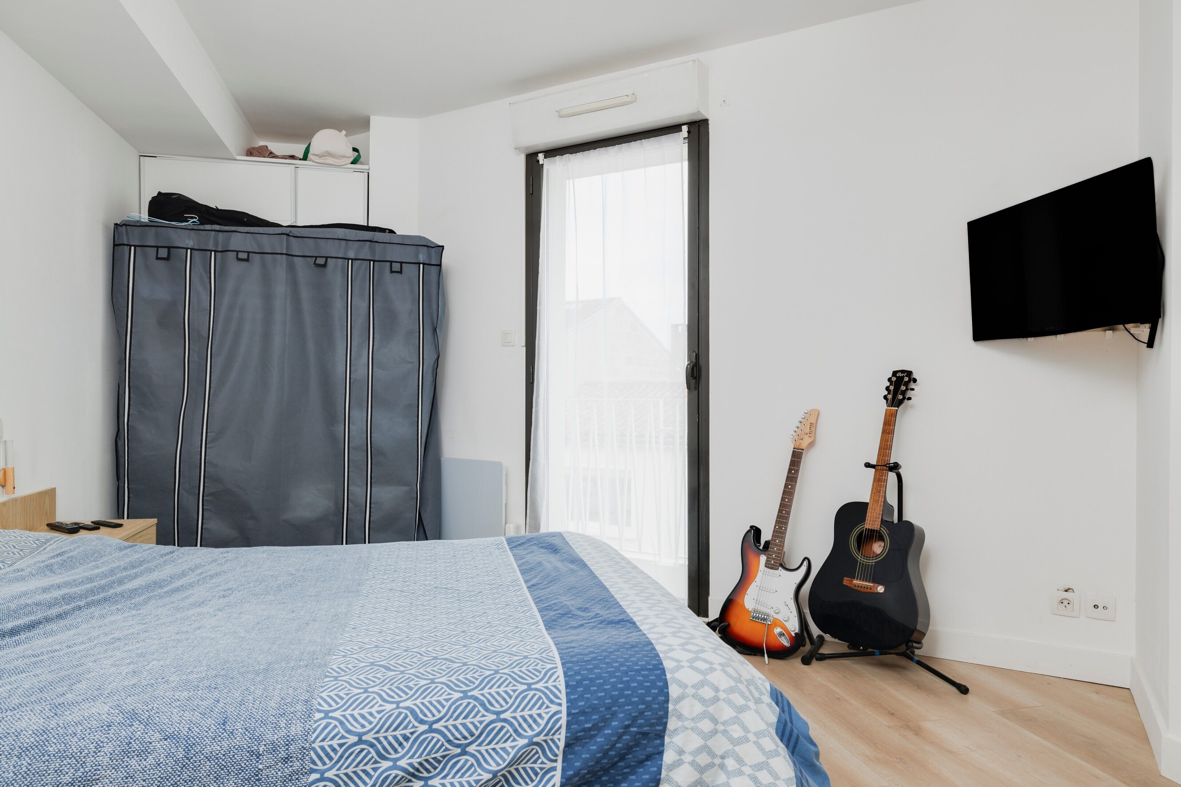 1 bedroom, iron/ironing board, WiFi, bed sheets
