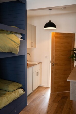 1 habitación, wifi y ropa de cama 