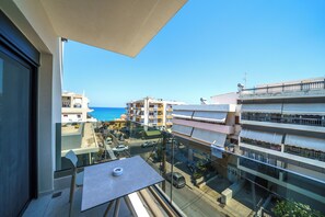 Studio, osittainen merinäköala | Näkymä huoneesta