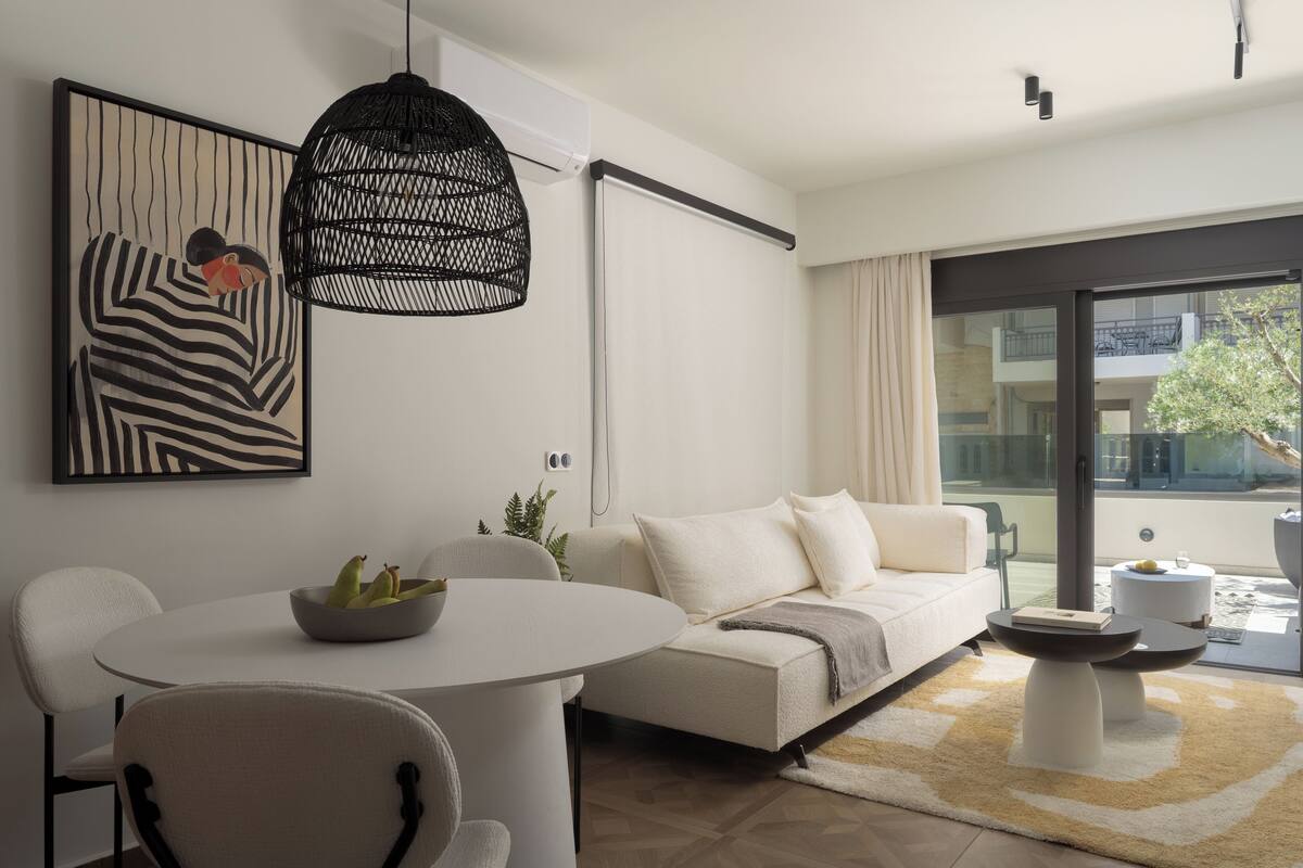 Junior-studiosviitti, patio, pohjakerroksessa