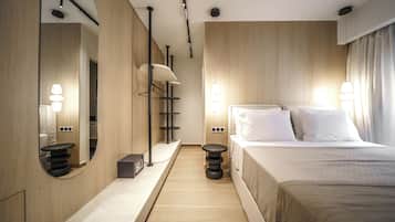 Superior Suite - Lower Level | In-room safe, iron/ironing board, free WiFi, bed sheets