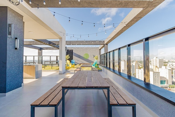 Outdoor dining - ELYSIA  (Curitiba)