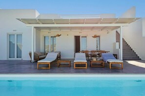 Pool - Villa Joumy, Stylish Villa with Private Pool near Agia Anna Beach (Naxos)