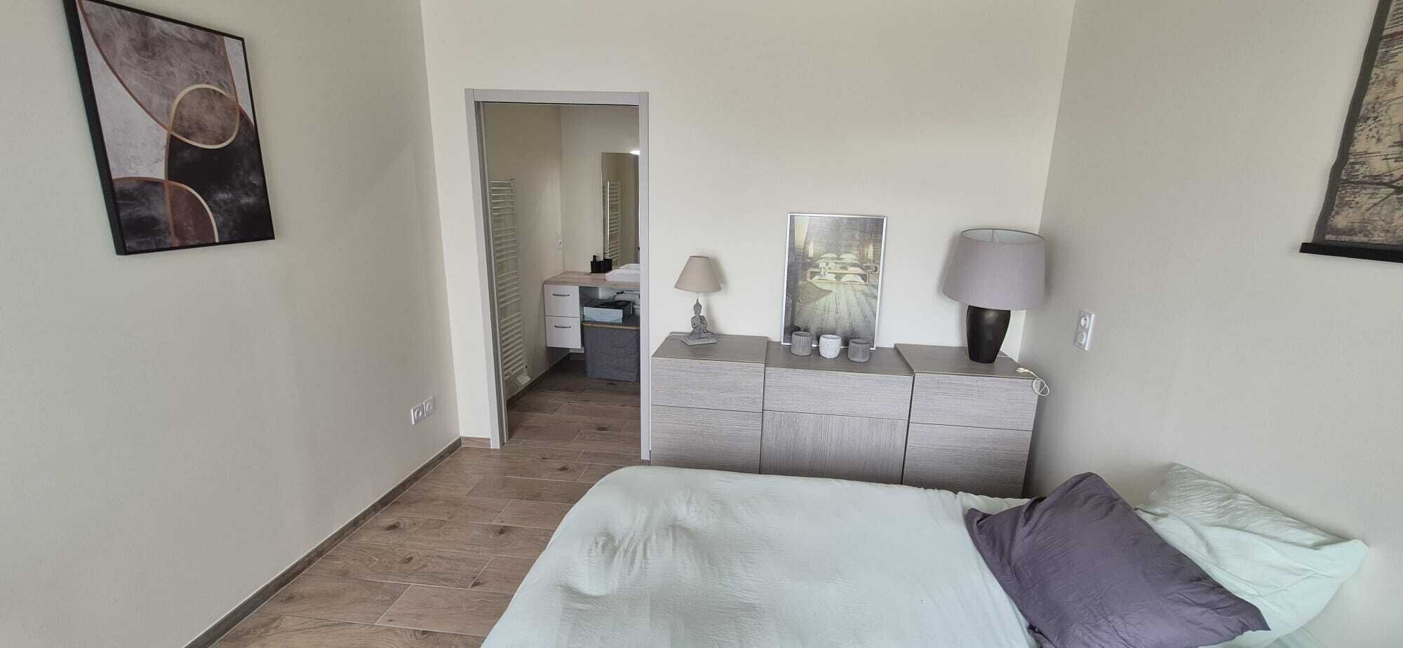 3 Schlafzimmer, Bügeleisen/Bügelbrett, WLAN, Bettwäsche