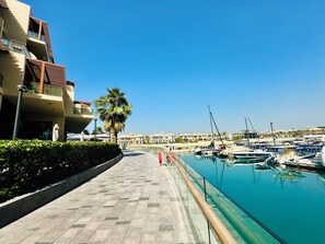 Marina - Cozy Studio With Marina & Burj Views In Palm Jumeirah (Dubai)