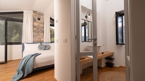 Villa (4 Bedrooms) | 4 bedrooms, iron/ironing board, bed sheets - Villa Valentina by RentAllComo (Bellagio)