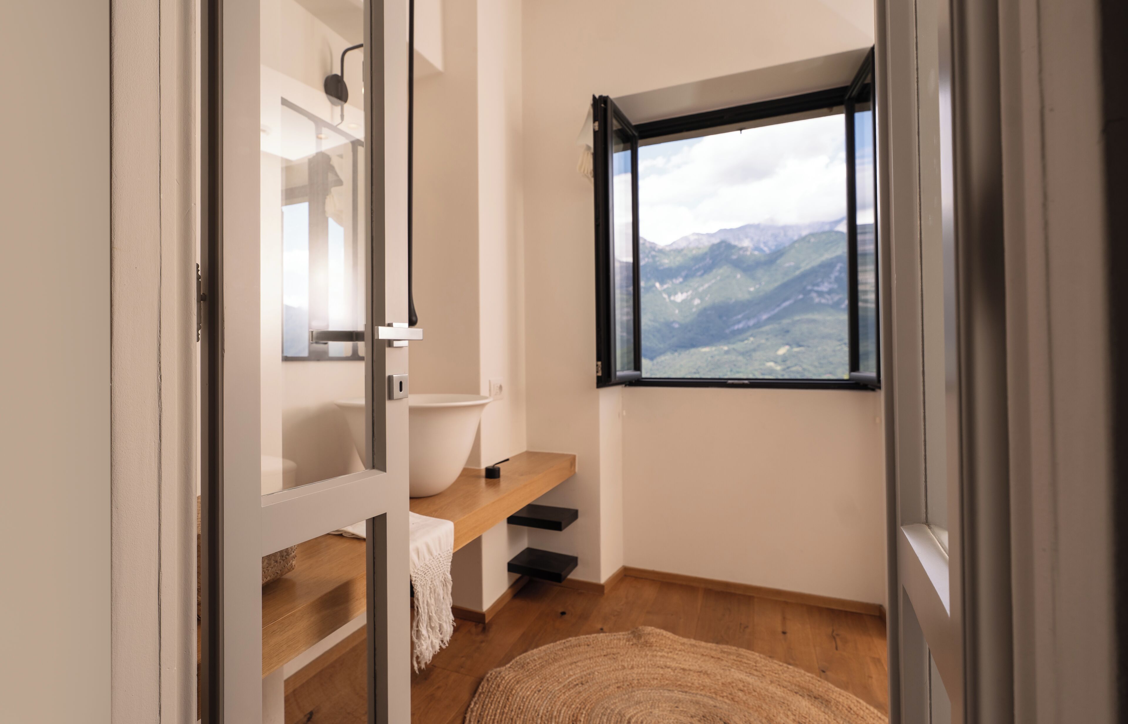 Villa (4 Bedrooms) | Bathroom