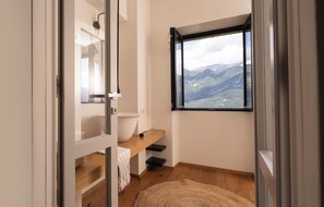 Vila (4 Bedrooms) | Banheiro