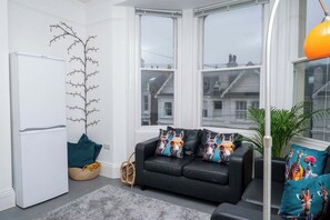 Interior - New Modern Boutique 4BDR Home in Central Brighton (Brighton and Hove)