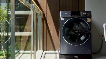 Deluxe Triple Room | Interior