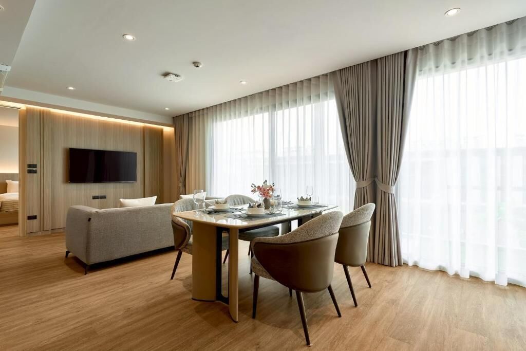 Double Room | Dining