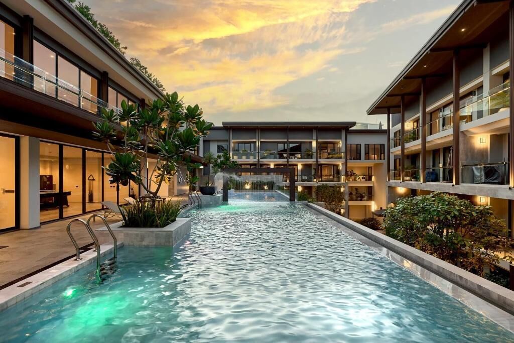 สระว่ายน้ำ