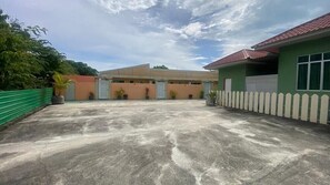 Property grounds - Capital O 91246 Tokman Inn (Langkawi)
