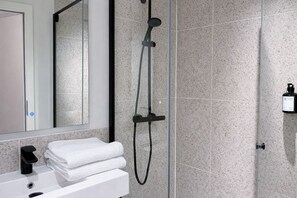 슈피리어 더블룸 | 욕실