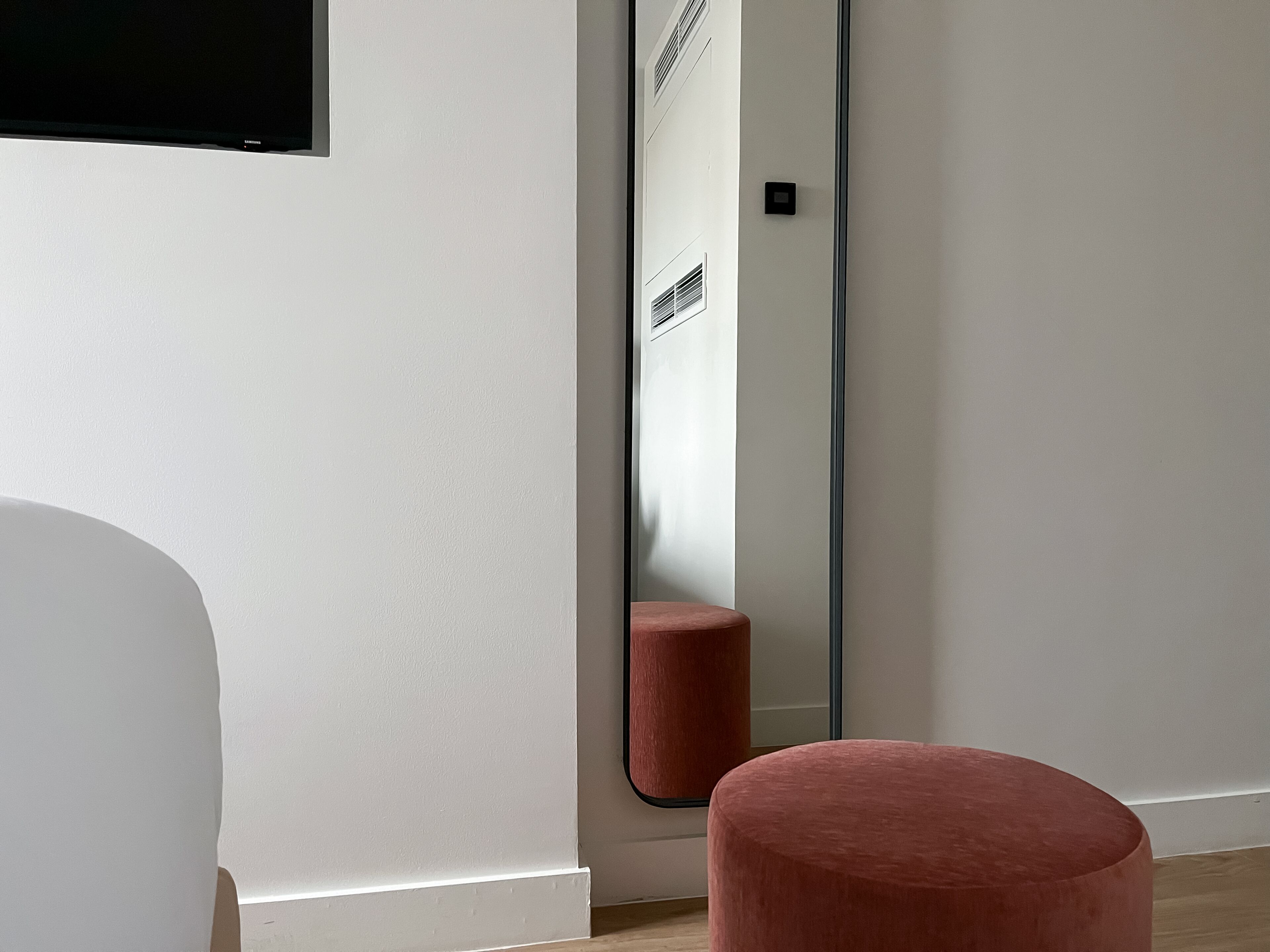 Single Room | Interior