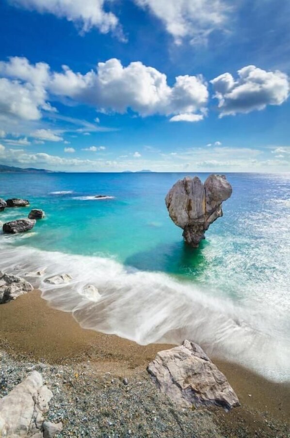 Villa, balcón, vista a la ciudad | Playa