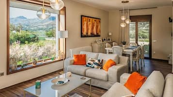 Villa, Balcony, City View | Living area