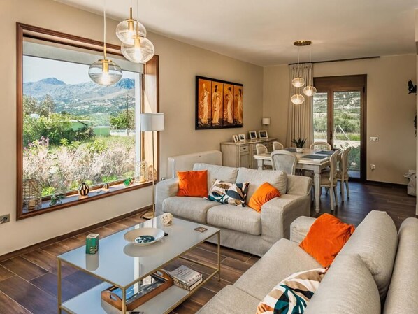 Villa, Balcony, City View | Living area