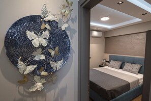 2 habitaciones, tabla de planchar con plancha, wifi y ropa de cama 