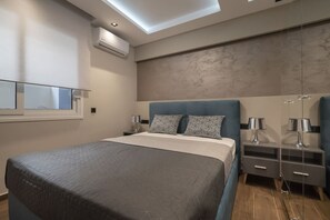 2 bedrooms, iron/ironing board, WiFi, bed sheets - Marianthi Theatre by Rentals Pro-Nea Moudania (Nea Moudania)