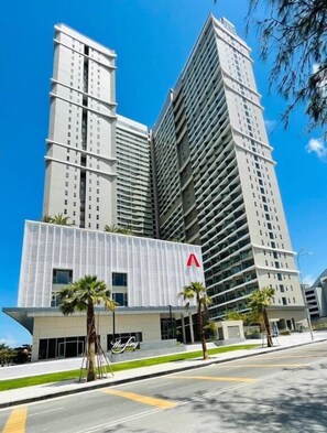 Standard Apartment, 3 Bedrooms, Balcony, Ocean View | Exterior - Can Ho 5 Sao The Song - Tomorrow 1 (Vũng Tàu)