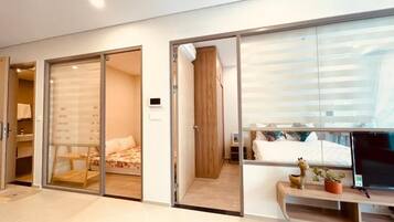 Basic Apartment, 2 Bedrooms, Balcony