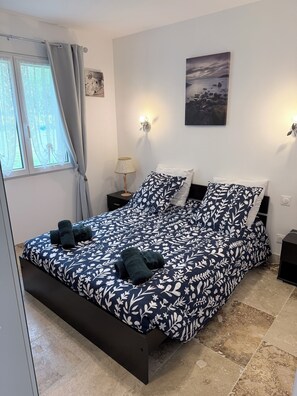 Room - Charming new T3 ground floor with garden, terrace and parking - absolute calm (Saint-Porquier)