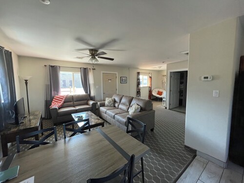 Awesome 1-bedroom apartment with AC in charming Page