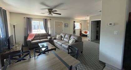 Awesome 1-bedroom apartment with AC in charming Page