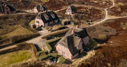 Sand Beach - Luxury vacation home Sand Beach in Rantum - with sauna, 450 meters from the beach