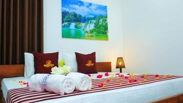 Deluxe dubbelrum - utsikt mot poolen