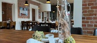 阿爾特導航學校飯店  