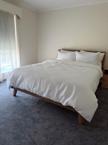 Murray St Cottage- Close to wineries, chocolate factory and the Murray River.