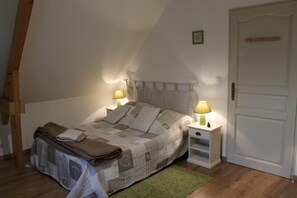 3 Schlafzimmer, Bügeleisen/Bügelbrett, WLAN