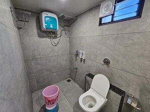 Phòng đôi Deluxe, quang cảnh thành phố | Phòng tắm