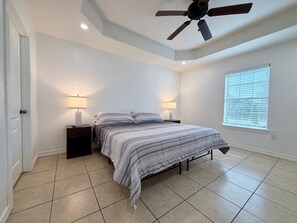 Iron/ironing board, free WiFi, bed sheets, wheelchair access - Casa Granero, Waterfront 3BD/2BA w/ Private Yard! (Brownsville)