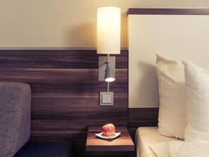 Apartment | 1 bedroom, individually furnished, iron/ironing board, bed sheets - Sunday Saarbruecken Sued Double Room With Armchair (Saarbrücken)