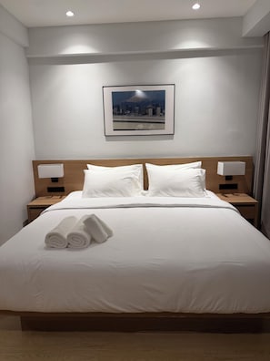 Standard Double Room | Desk, free WiFi - 611 Hotel  (Phetchaburi)