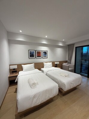 Superior Twin Room | Desk, free WiFi - 611 Hotel  (Phetchaburi)