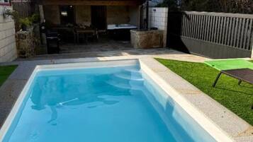 Piscine extérieure