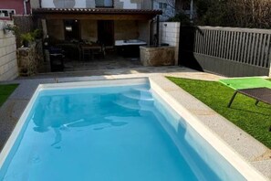 Piscine extérieure