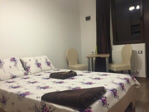 Iron/ironing board, free WiFi