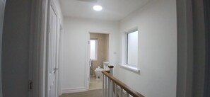 Interior - Fresh Stylish 3BDR Home with Garden Near City (Dublin)