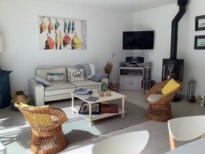 Living area - Spacious villa 100m from the sea in Quimiac ideal for family vacations (Mesquer)
