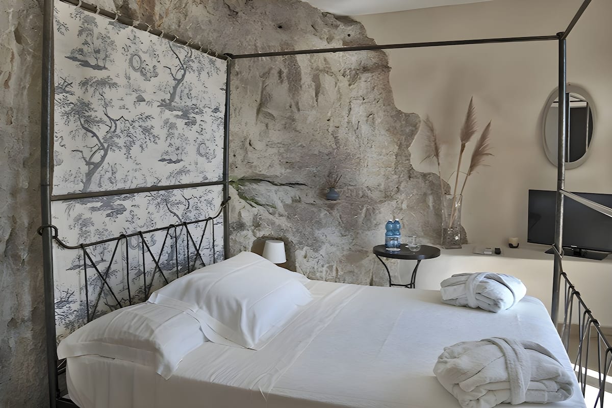 Standard Studio (Borgo Hedone - Ficus) | 1 bedroom, iron/ironing board, free WiFi, bed sheets
