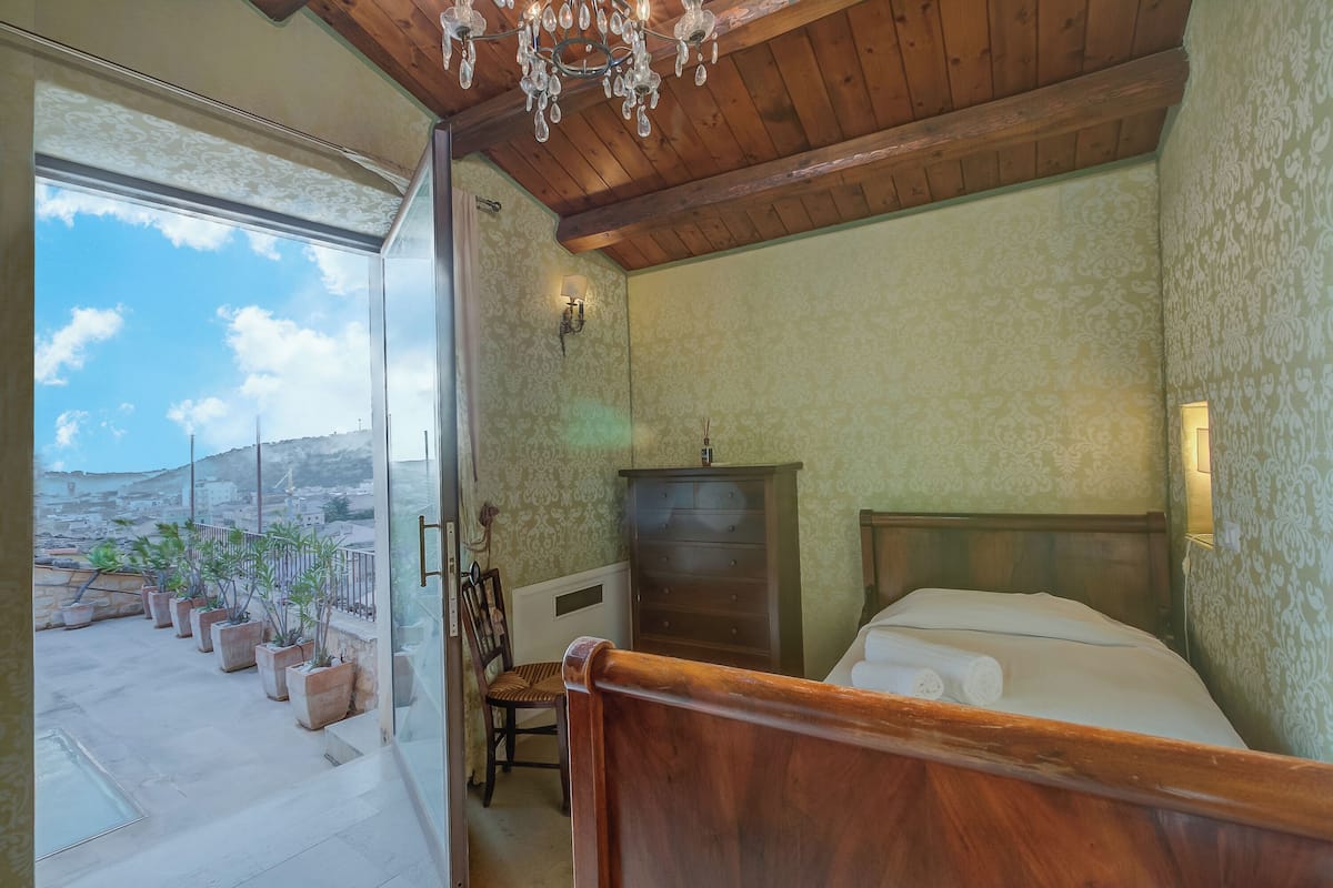 Standard Room, Multiple Bedrooms (Borgo Hedone - Fragola & Limone) | 1 bedroom, iron/ironing board, free WiFi, bed sheets