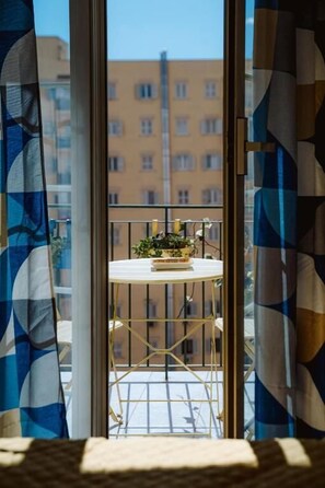 Apartamento, sacada, vista para a cidade | Parte interna